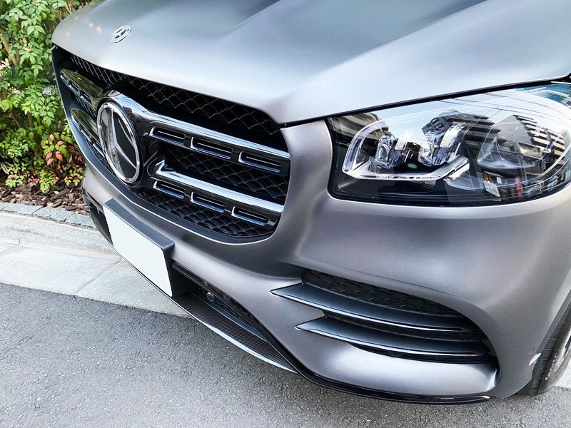 GLSへのカーラッピング施工後。サテンシルバー