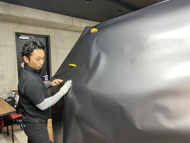 GLSへのカーラッピング施工の流れ